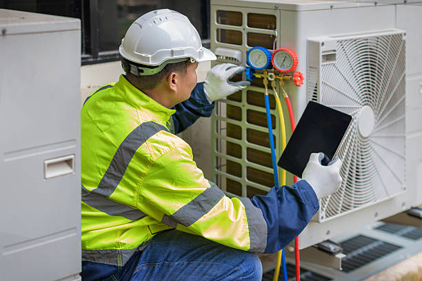 Professional Hvac technician working in Maple, NC